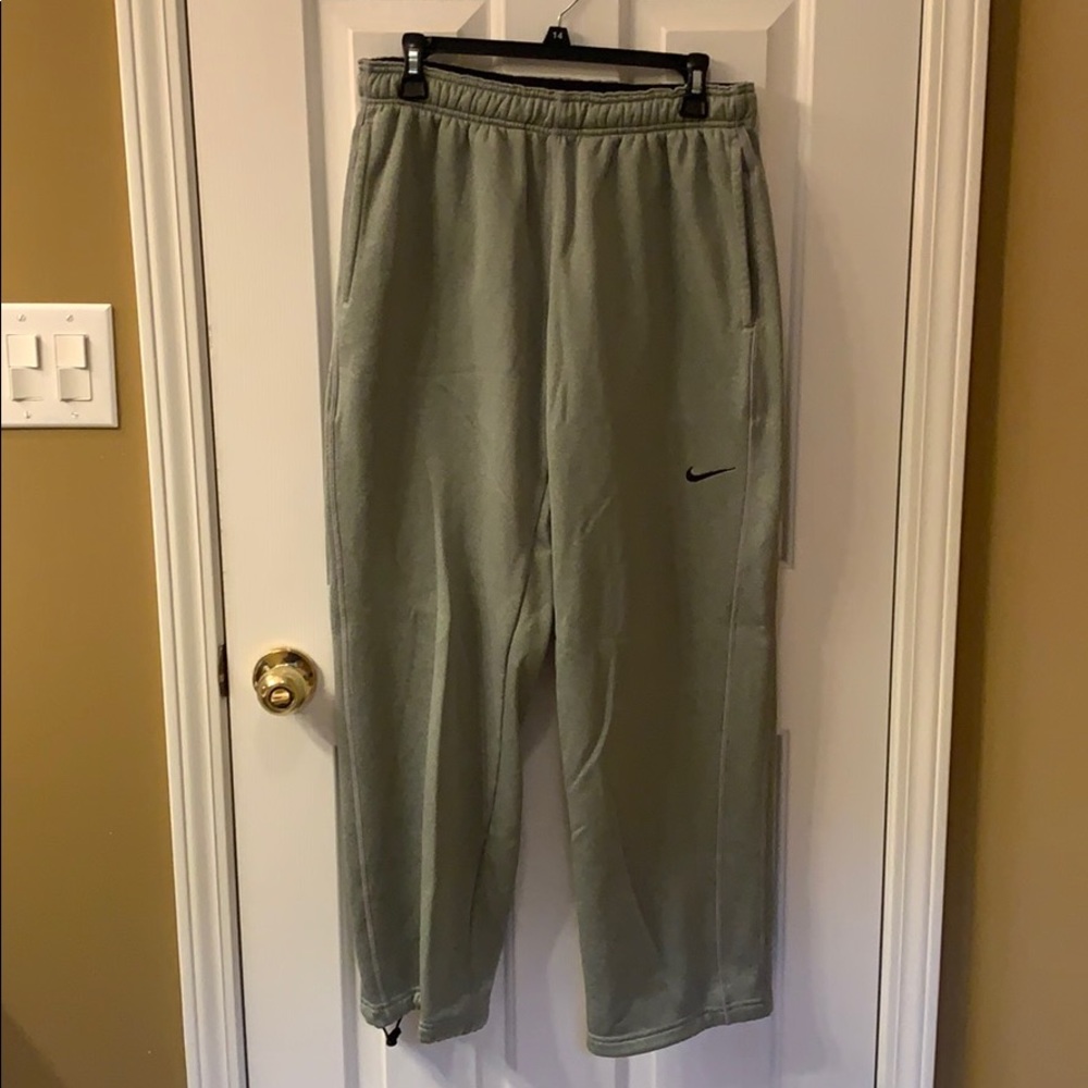Like new!!! Nike Sweat Pants
